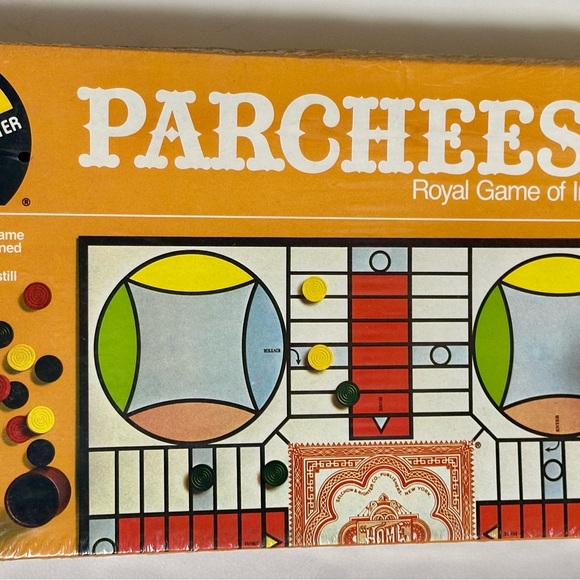 Vintage Parcheesi Board Game Selchow & Righter 1982 Factory Sealed USA No.110 - Picture 2 of 16